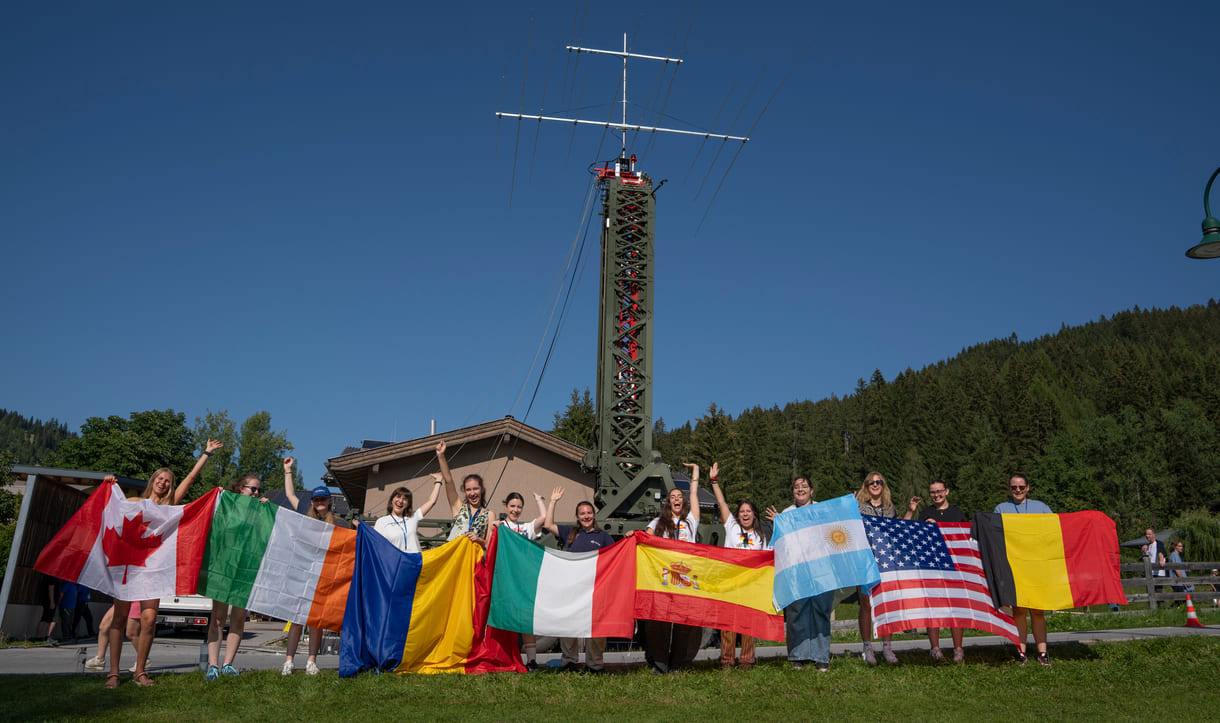 Erste internationale Teilnehmer:innen des YOTA-Camps - Jugendlche Amateurfunker:innen