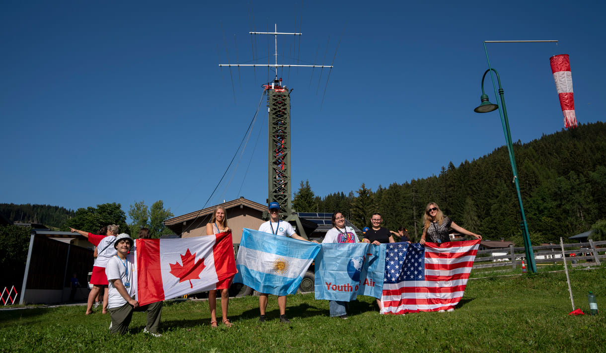 Erste internationale Teilnehmer:innen des YOTA-Camps - Jugendlche Amateurfunker:innen