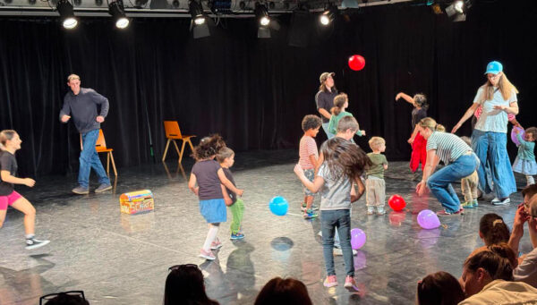 Schnappschuss aus "Spielst du mit mir? Benimle oynar mısın?"