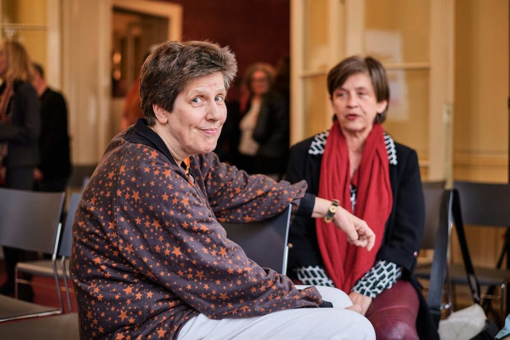Preisträgerin Lilly Axster mit Corinne Eckenstein, mit der sie 1991 das erste queer-feministische Theaterkollektiv Wiens gegründet hat - Theater Foxfire