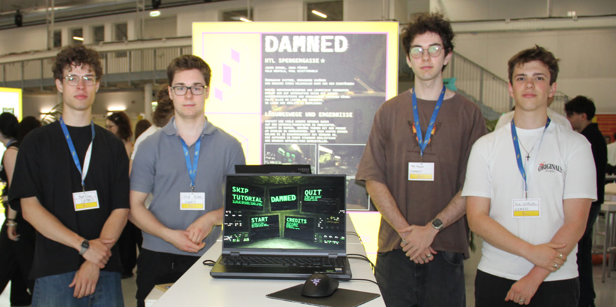 Computerspiel-Entwickler, -Programmierer und -Gestalter: Noah Führer, Jakob Berndl, Milo Neufeld und Paul Schittenhelm