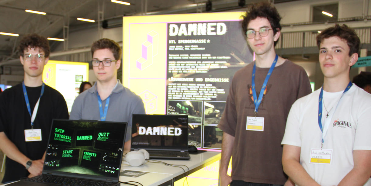 Computerspiel-Entwickler, -Programmierer und -Gestalter: Noah Führer, Jakob Berndl, Milo Neufeld und Paul Schittenhelm