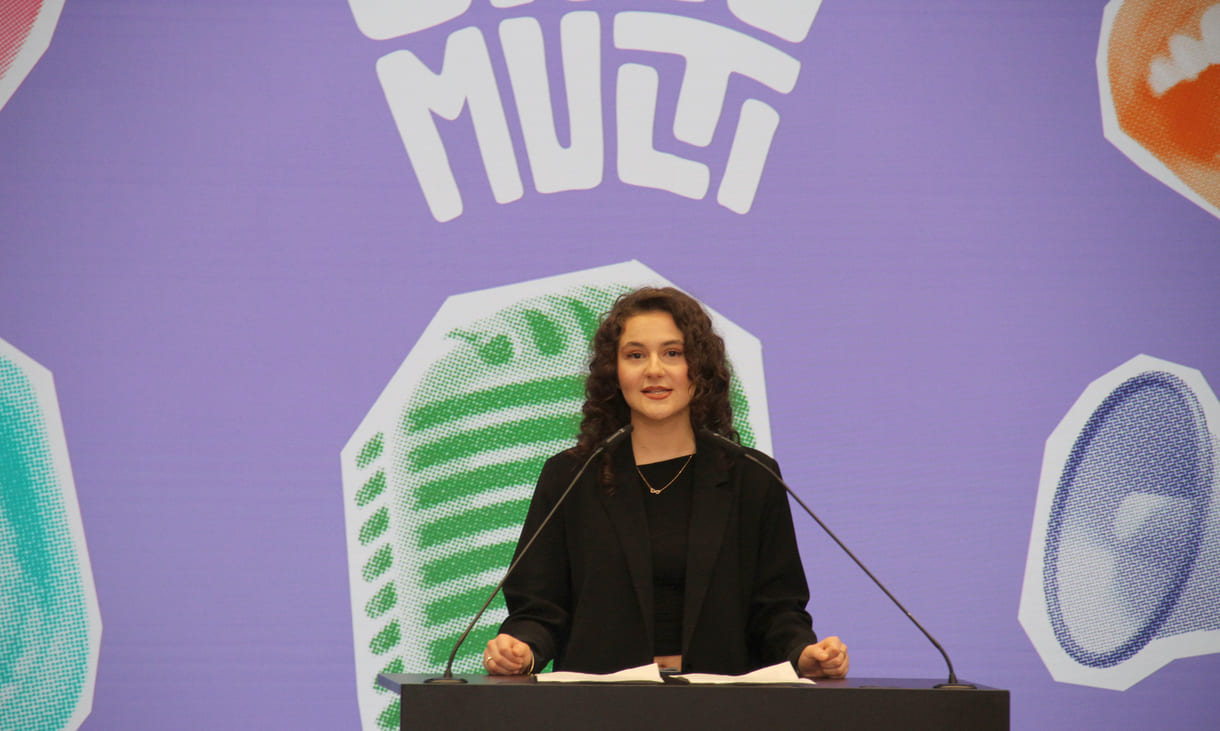 Enesa Qorri (GRG 21) wählte Albanisch zwischen dem sie mit Deutsch hin und her wechselte