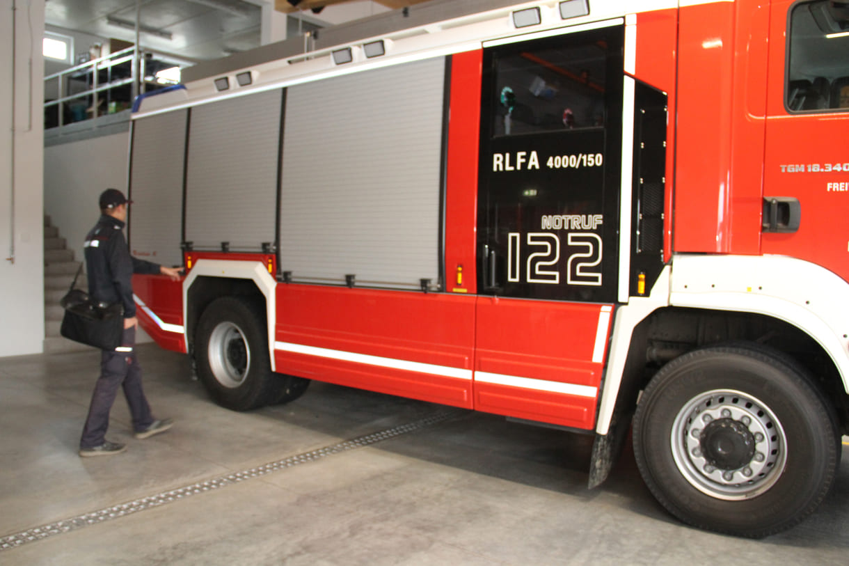 Unterschiedlichste Feuerwehr-Autos