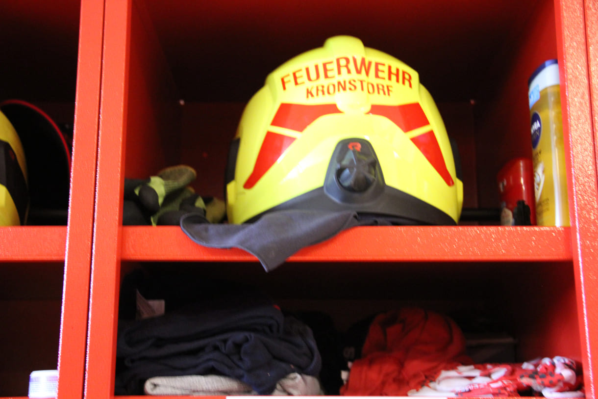 Einer der vielen Feuerwehrhelme