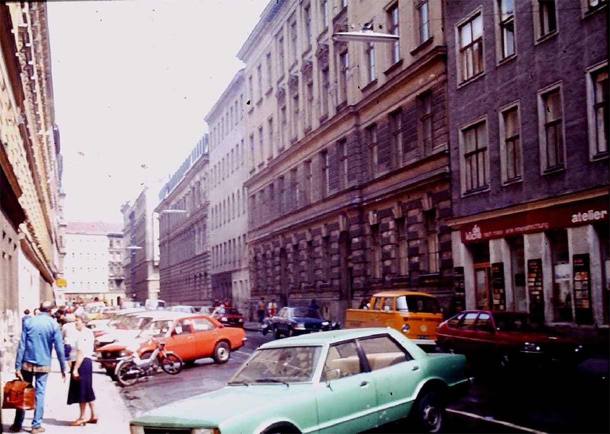 Karajangasse im Jahr 1985
