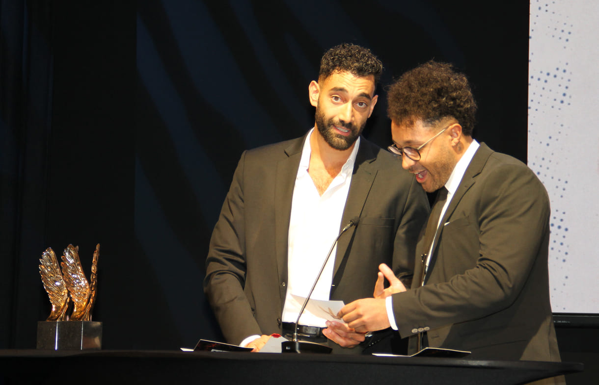 Laudatoren-Duo für die beste HAK'lerin: Pedram Parsaian und Ilja Jay Lawal