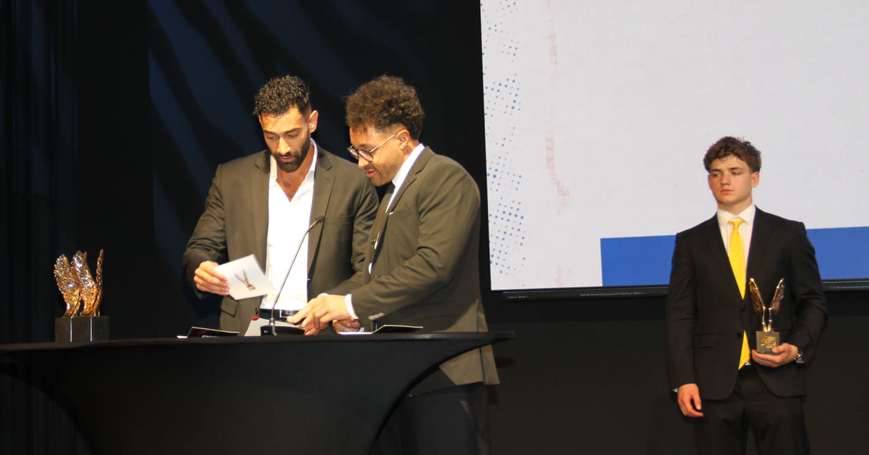 Laudatoren-Duo für die beste HAK'lerin: Pedram Parsaian und Ilja Jay Lawal