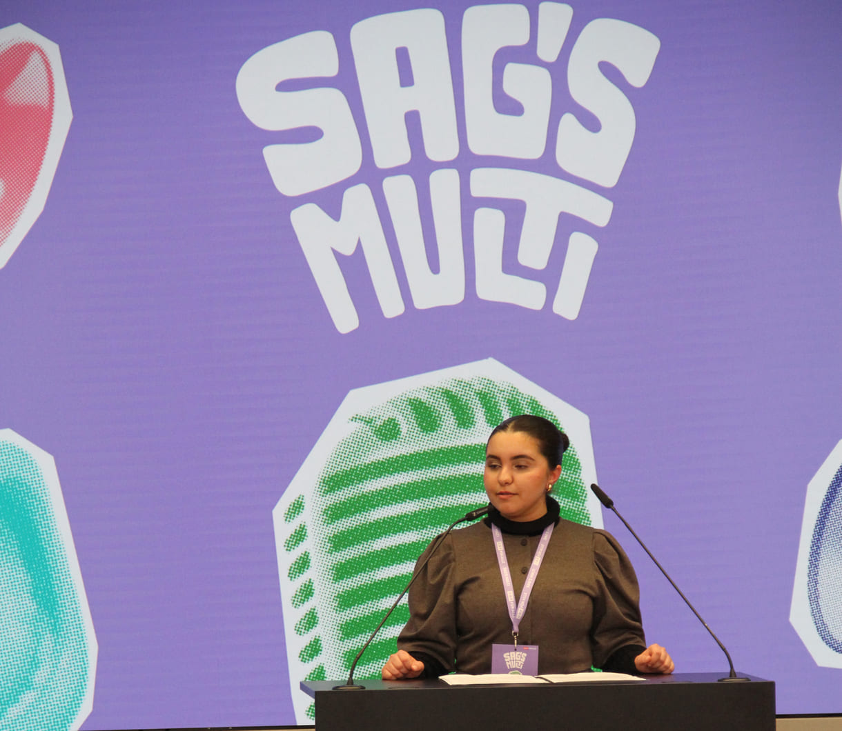 Haya Al-Taie (GRG 10) hielt ihre Rede auf Arabisch nebst Deutsch