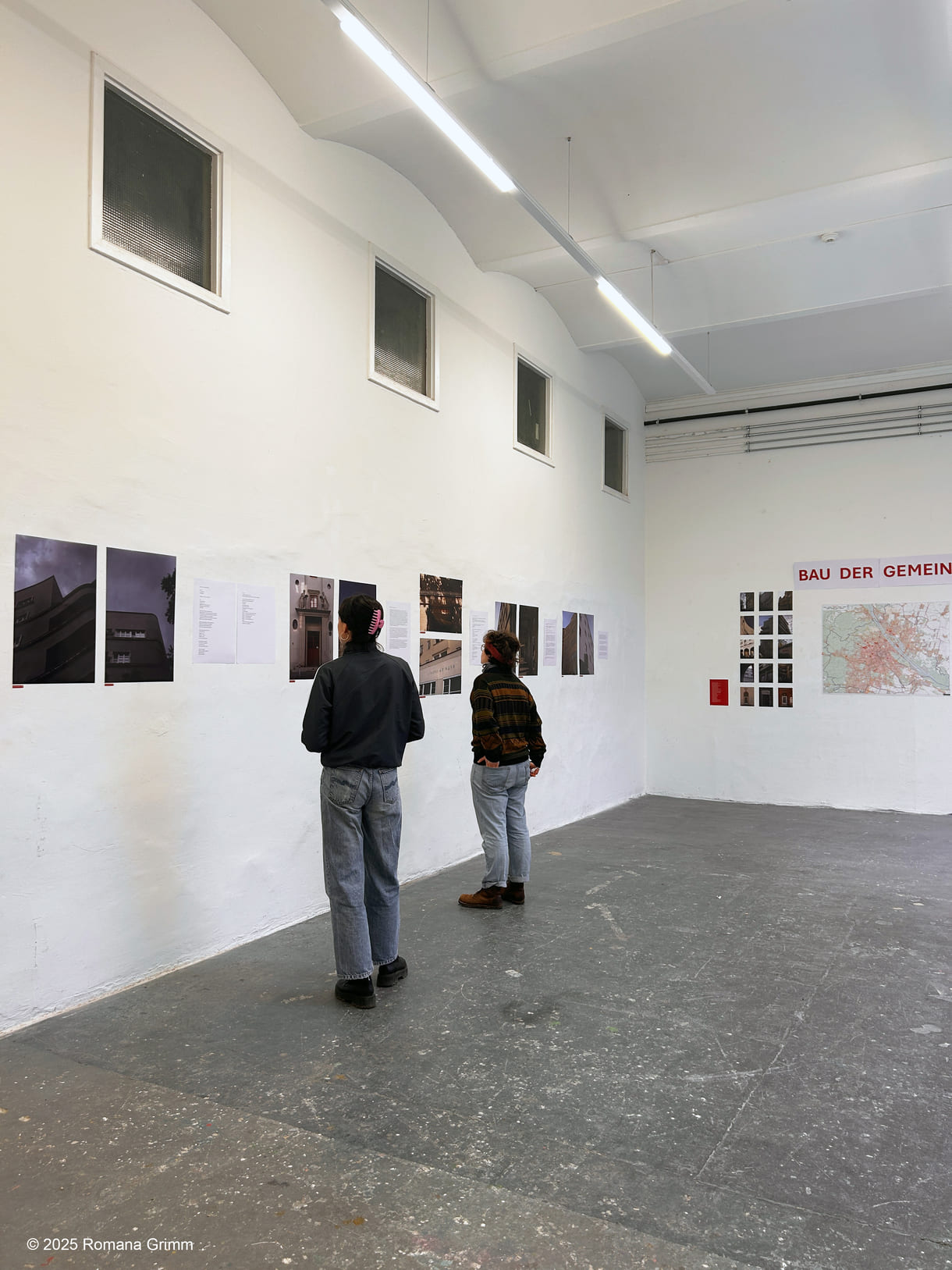 Ausstellung der Gemeidnebaufotos von Romana Grimm