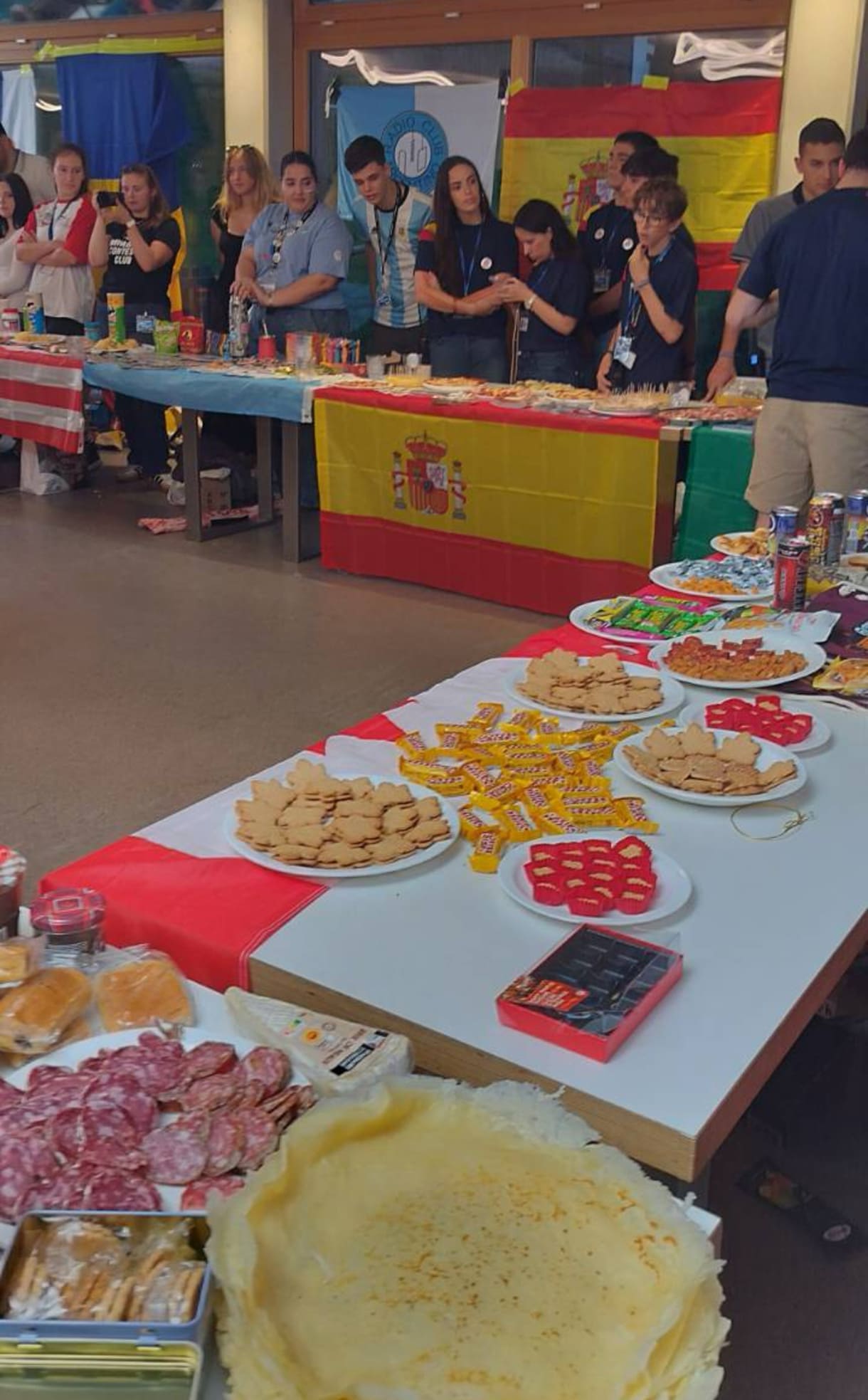 Internationales Essen am Sonntagabend