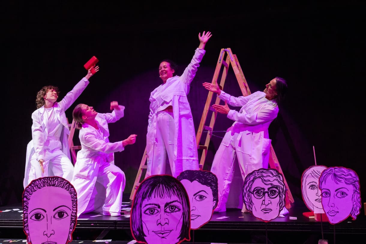 Szenefoto aus "Matilda's Dream" im Zirkus des Wissens der JKU Linz