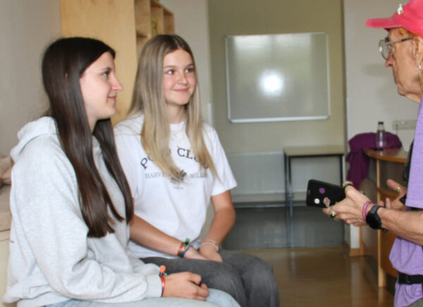 KiJuKU-Interview mit Schulsprecherin und ihrer Kollegin der Mittelschule Seitenstetten (NÖ)