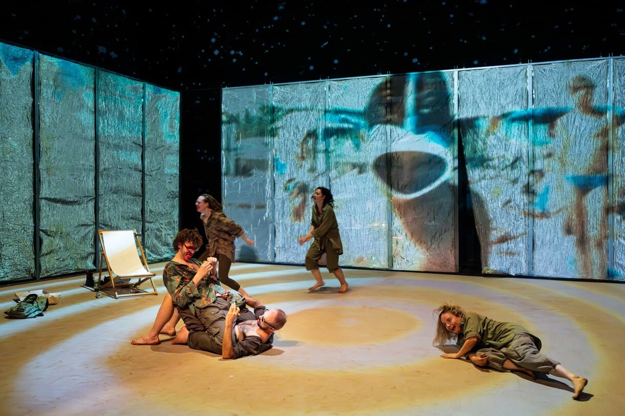 Szenenfoto aus "Ragazzi del Mondo" von und mit aktionstheater ensemble