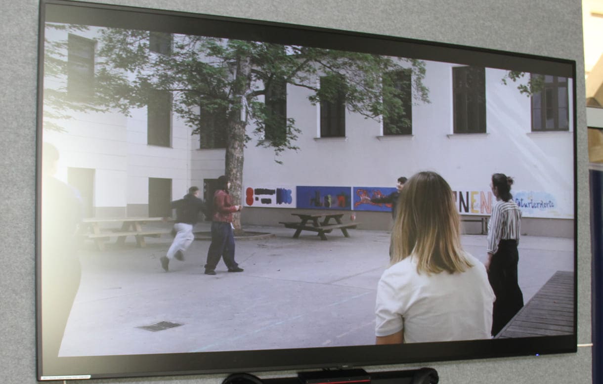 Bild aus dem Film "SIE"