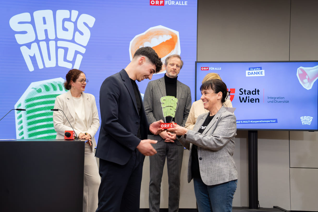 Preisverleihung an Yazan Fran