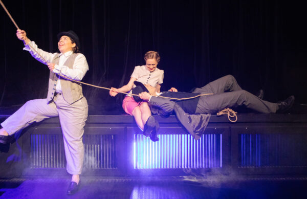 Szenenfoto aus "Streik der Diebe" im Theater Forum Schwechat
