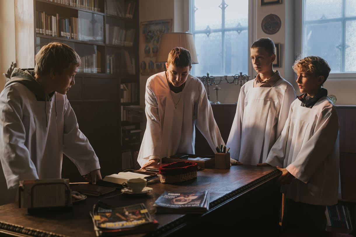 Szenenfoto aus dem Kinofilm "Ministranci" / "The Altar Boys"