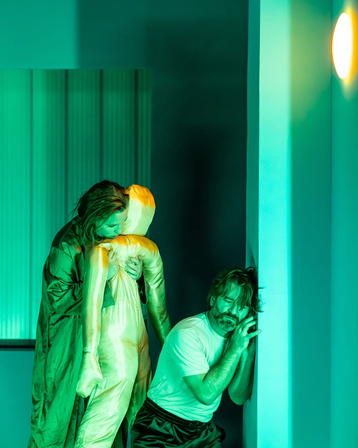 Szenenfoto aus "Totentanz" im Theater Experiment (Wien)