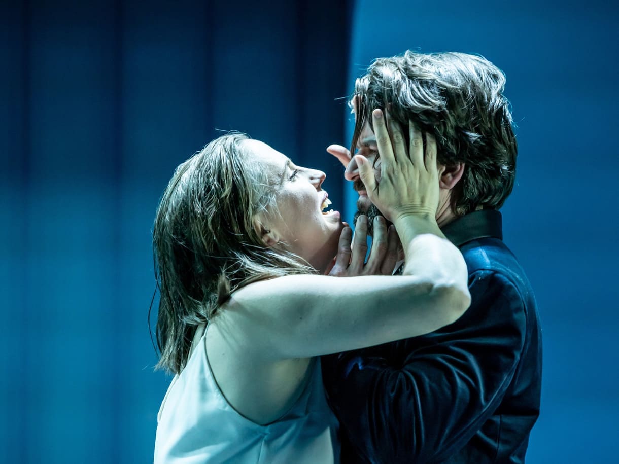 Szenenfoto aus "Totentanz" im Theater Experiment (Wien)