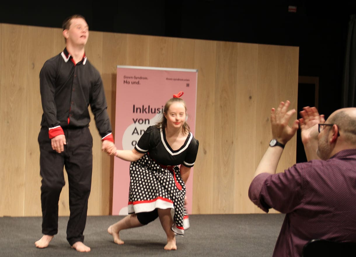 Maria Naber und Niklas Kern tanzten "Verspielt"