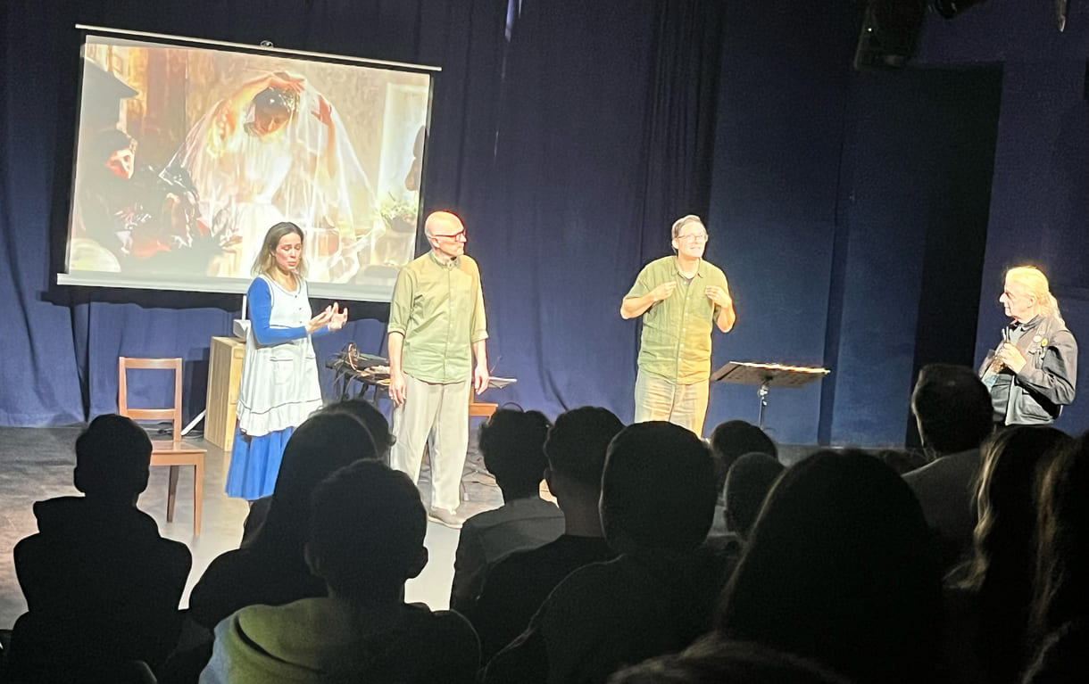 Rita Luksch, Georg O. Luksch und Markus Pol am Ende von 