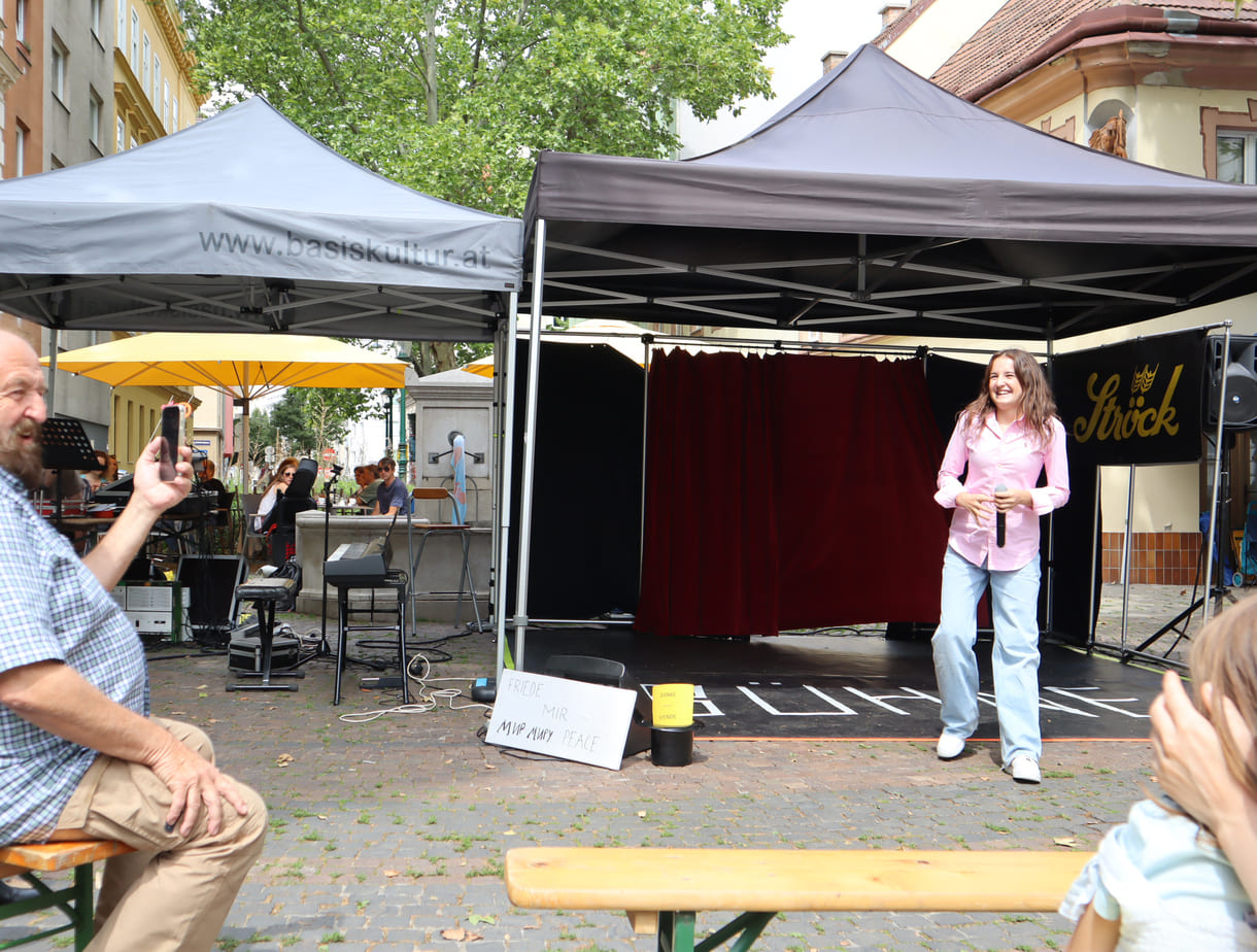 Amelie Ricca riss das Publikum mit Schalgern mit