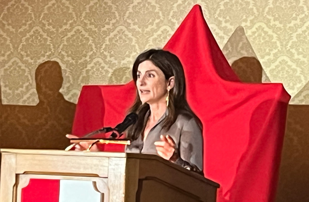 Ami Vitale, live bei der Preisverleihung mit ihrer Dankesrede