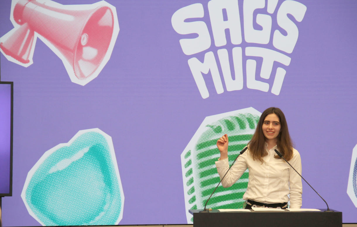 Amira Zaina Celina Talab (RG/ WRG Feldgasse) nahme Englisch als Erstsprache um sie mit Deutsch zu kombinieren