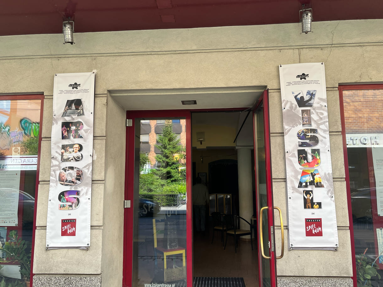 Arbos Gehörlosentheaterfestival Visual zu Gast im Theater Spielraum (Wien, Kaiserstraße)