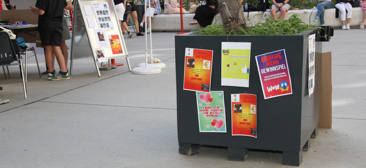 Werbeplakate fast überall
