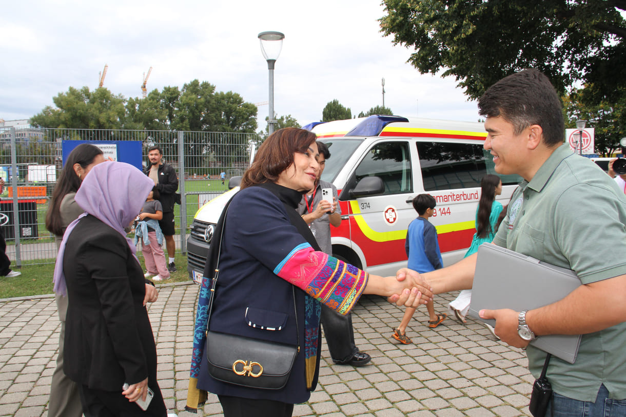 Manizha Bakhtari und Shokat Walizadeh