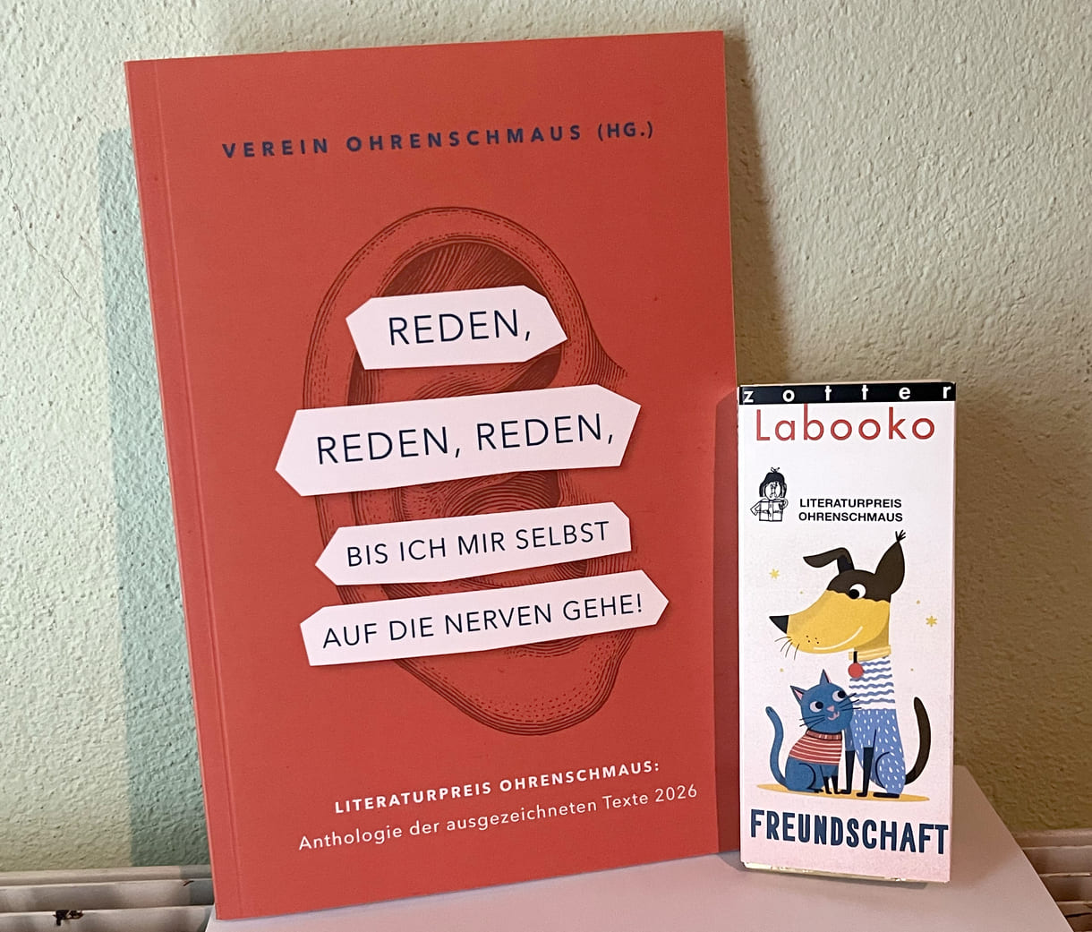 Das diesjährige Preisbuch und die Doppelschokolade mit vier Gedichten