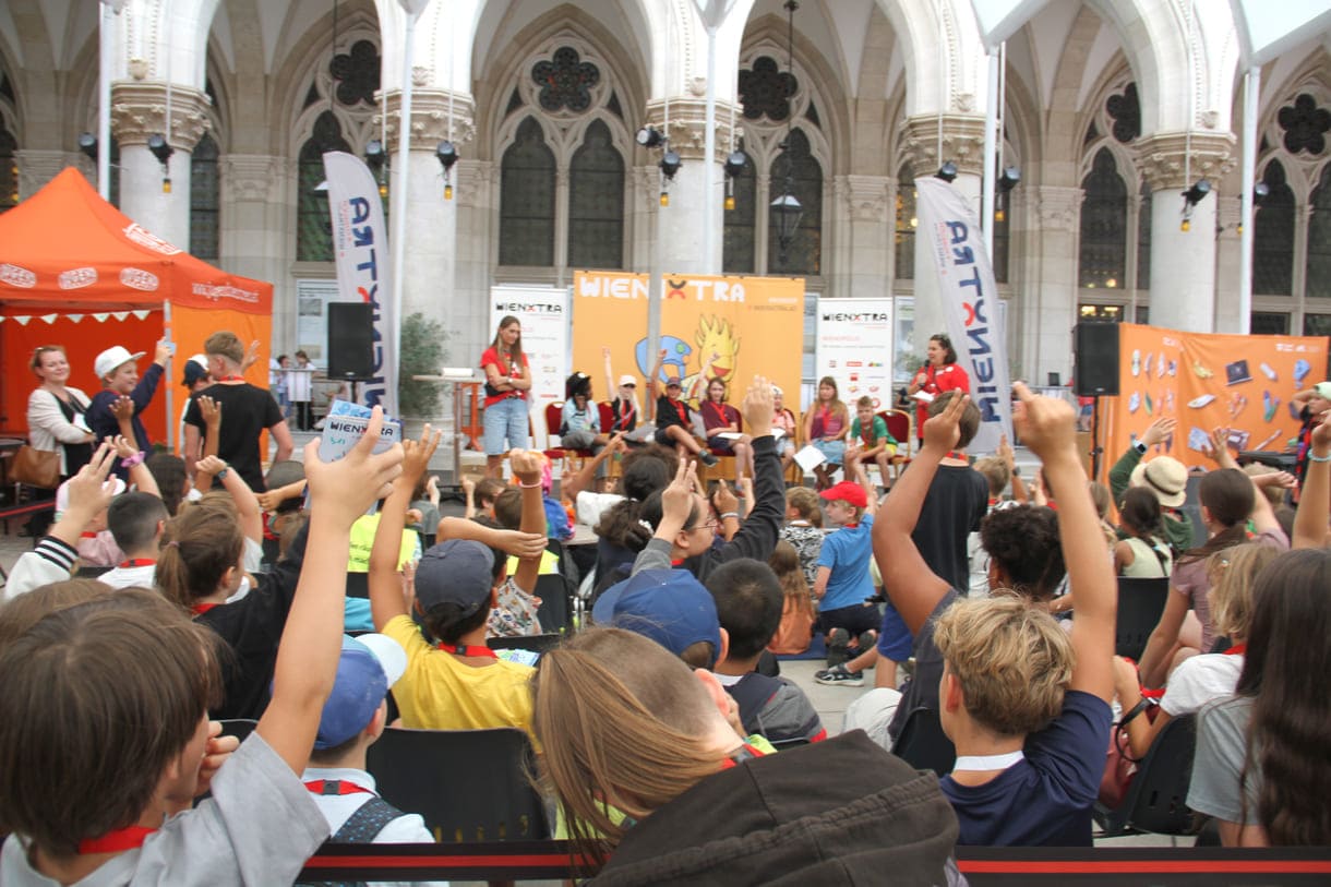 Impressionen von Tag 2 der Kinderstadt Wienopolis 2026 im Wiener Rathaus