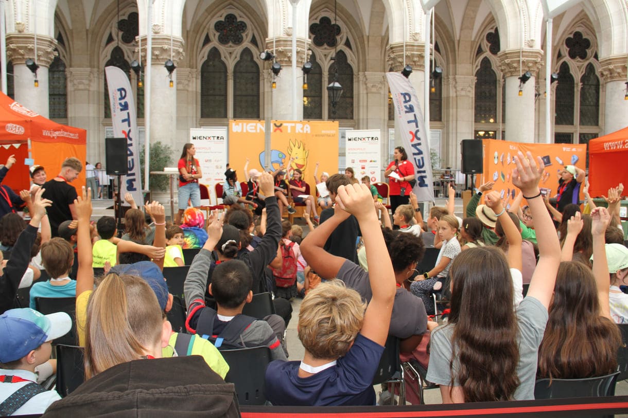 Impressionen von Tag 2 der Kinderstadt Wienopolis 2026 im Wiener Rathaus