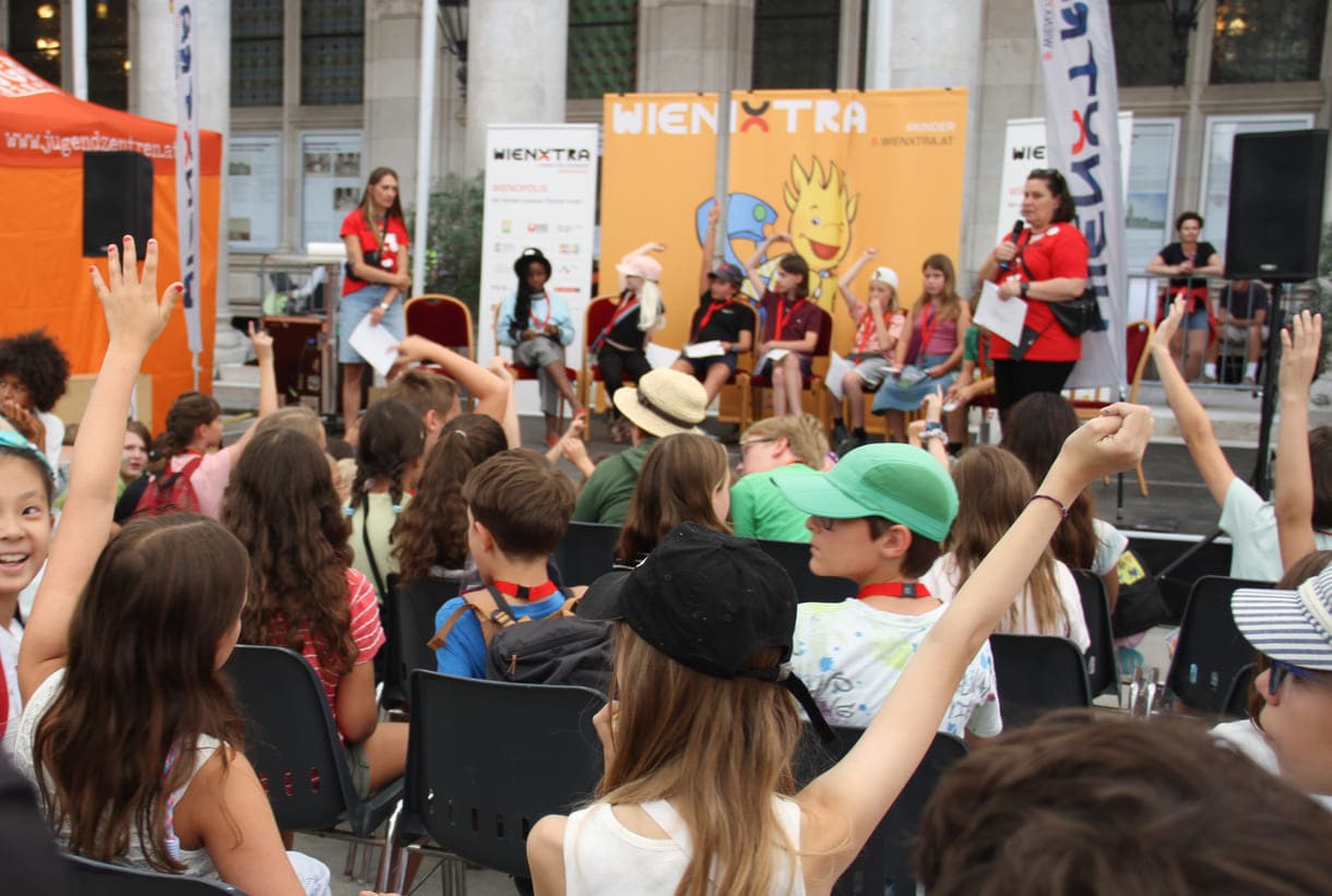 Impressionen von Tag 2 der Kinderstadt Wienopolis 2026 im Wiener Rathaus