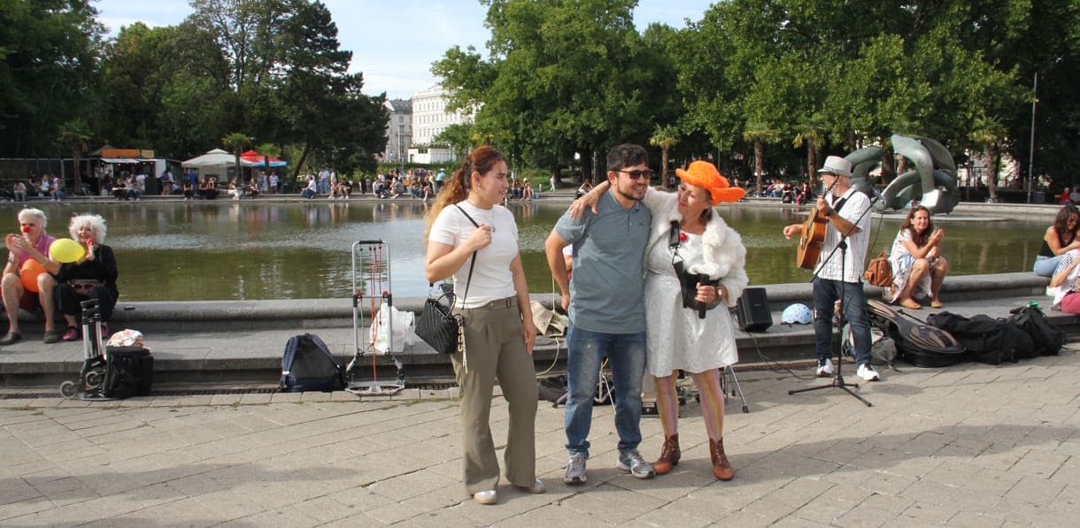Djamila, Hassan und Verena