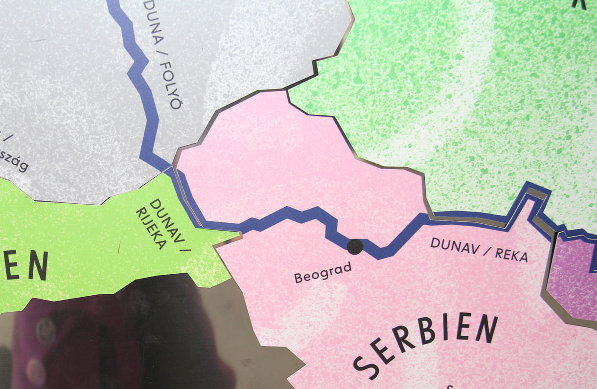 Donau in den verschiedenen Sprachen der Länder durch sie fließt