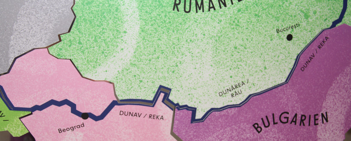 Donau in den verschiedenen Sprachen der Länder durch sie fließt