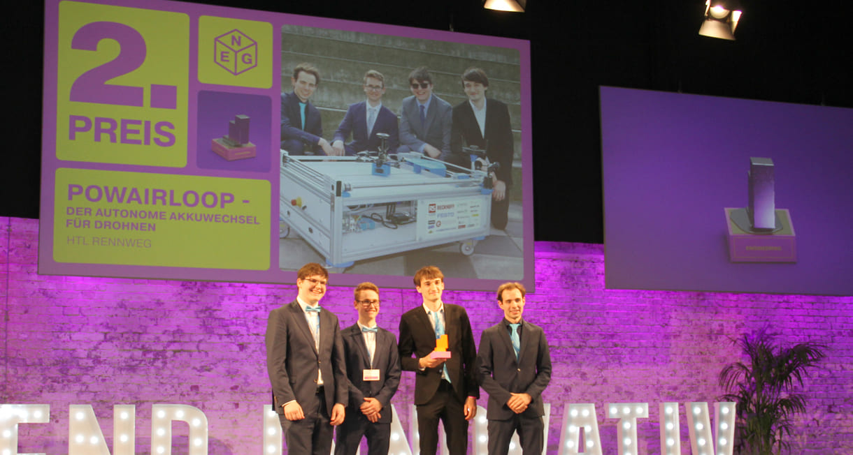 Platz 2 bei Engineering I für das Team von PowAirLoop