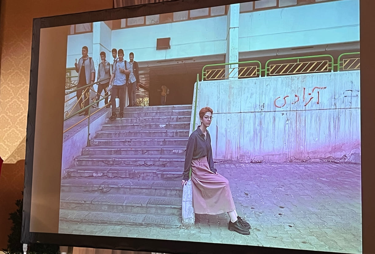 Präsentation der Fotos der Preisträgerin Fereshteh Eslahi mit dem Titel 