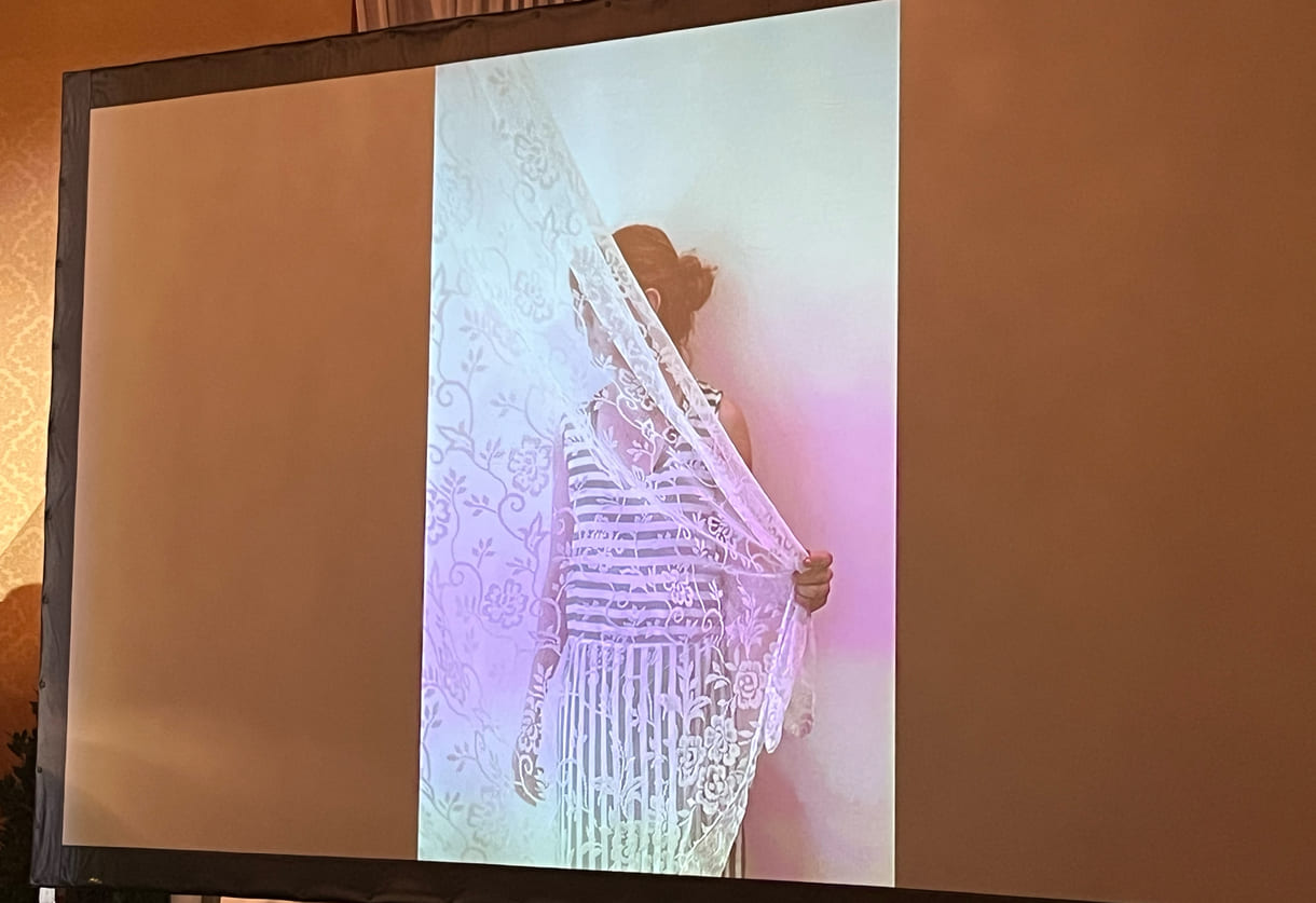 Präsentation der Fotos der Preisträgerin Fereshteh Eslahi mit dem Titel 