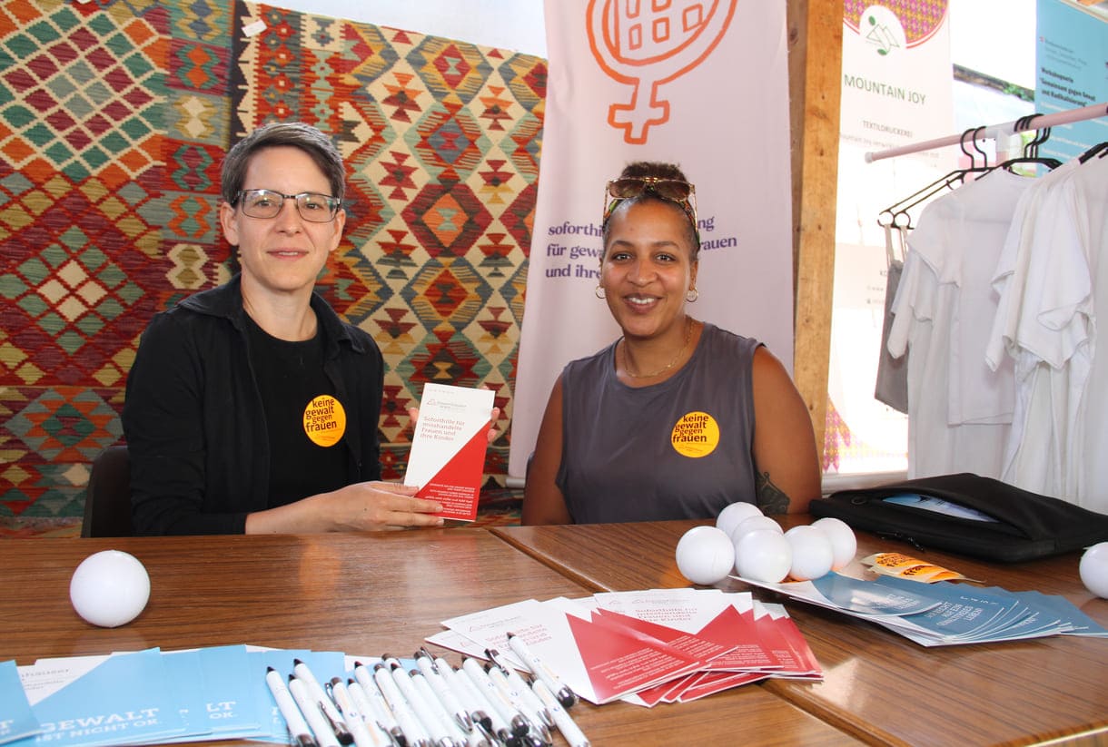 Infostand der Wiener Frauenhäuser