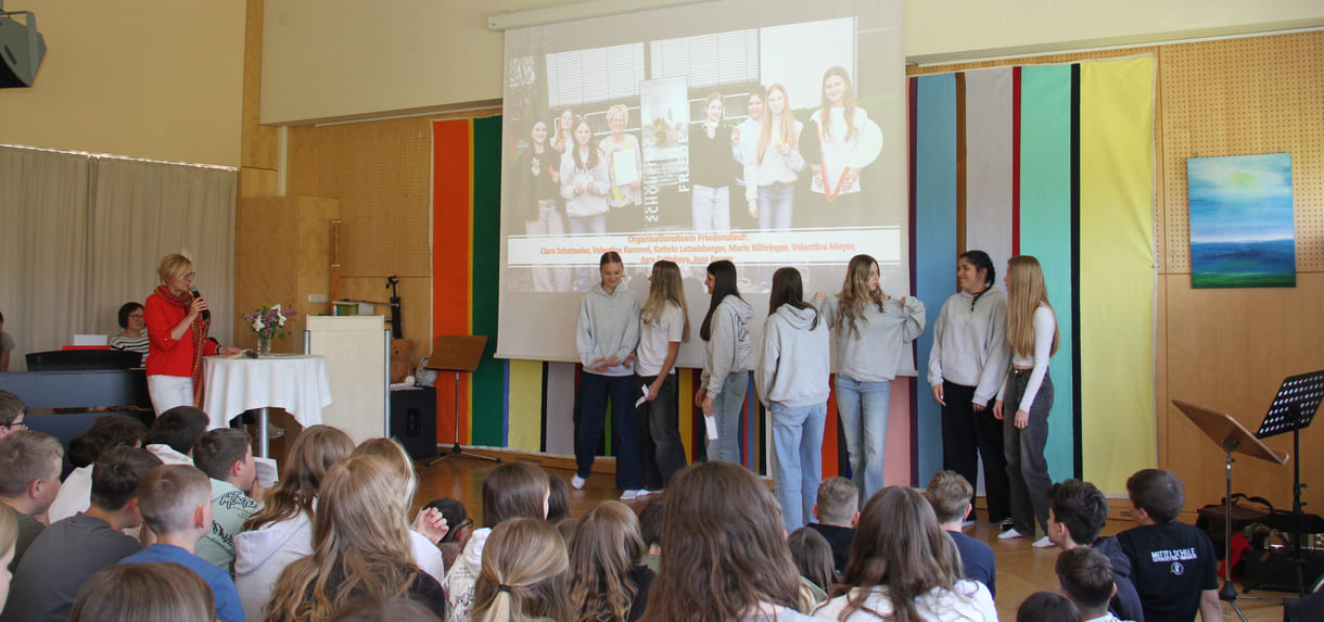 Präsentation des Friedenslaufes