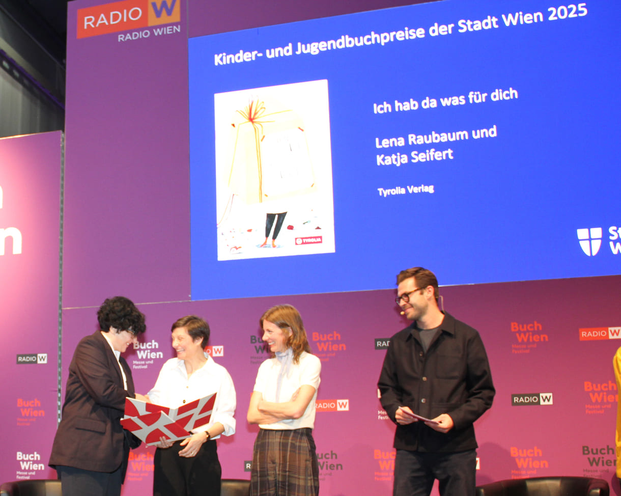 Gratulationen für das Duo von „Ich hab da was für dich – Wortgeschenke und Gedankenstupser“