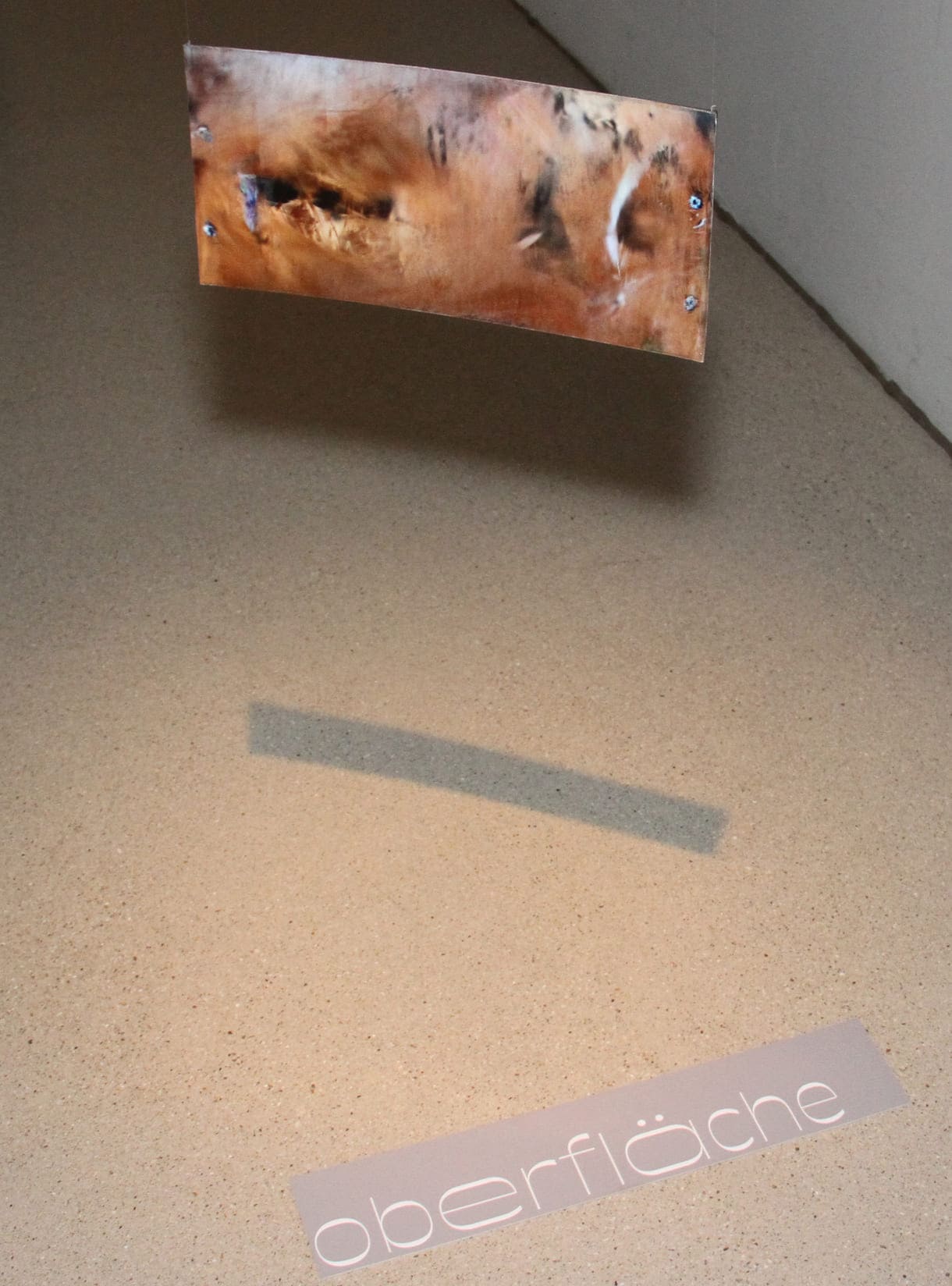 Analog verfremdete Schulsessel - ausgehend von digitalen Bildfehlern bei 3D-Scans