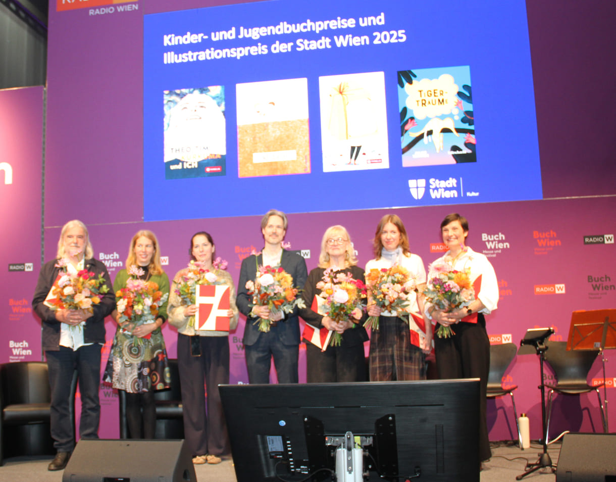 Gruppenfoto der Preisräger:innen