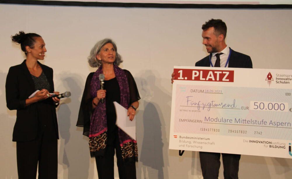 Der größte Scheck für die Hauptpreisträger-Schule: Modulare Mittelstufe Aspern (Wien)