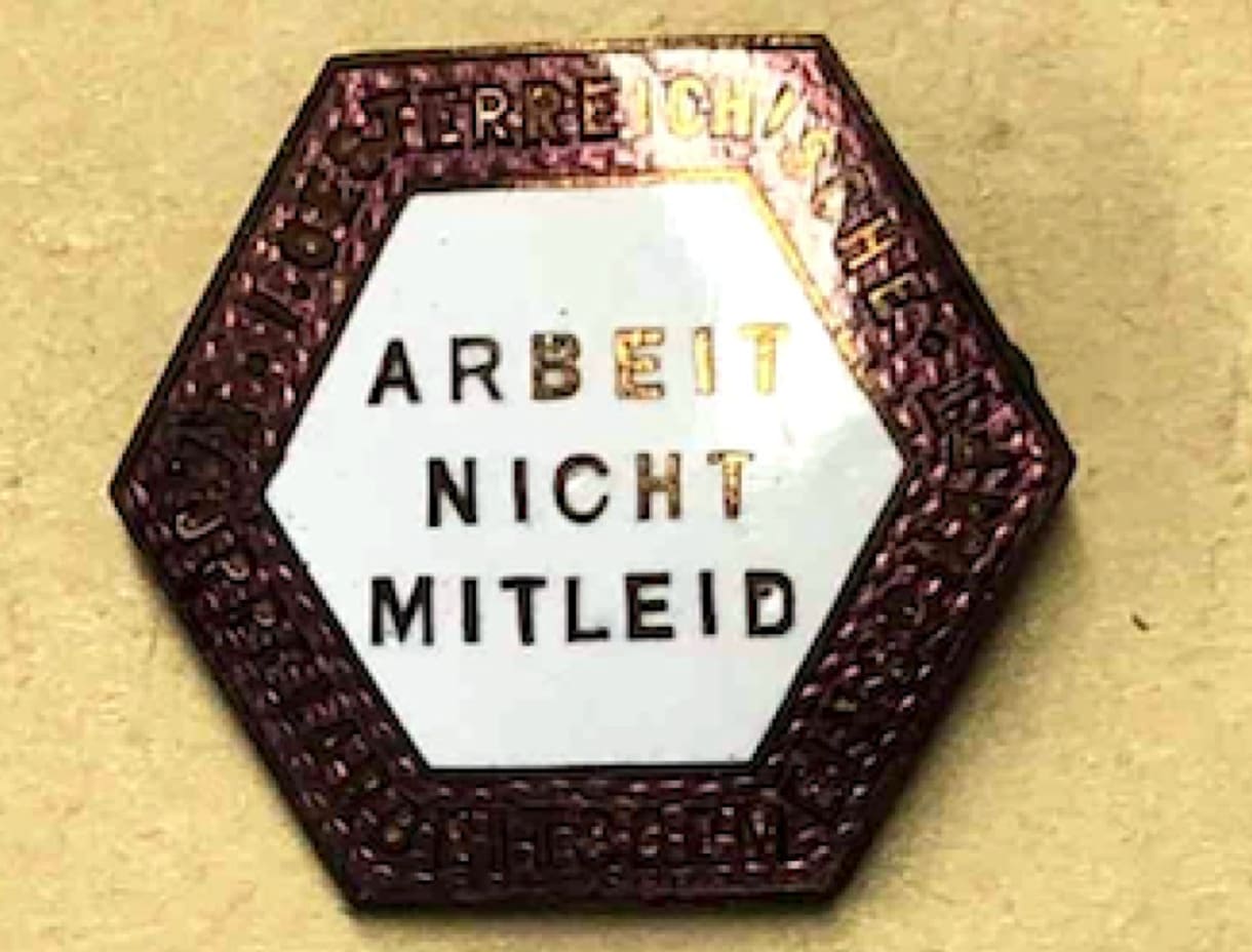 Abzeichen der „Ersten österreichischen Krüppelarbeitsgemeinschaft“ von 1927