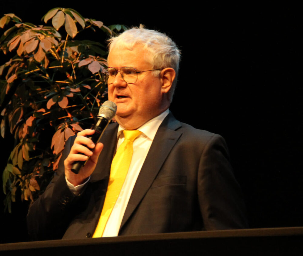 Helmut Schramm, Präsident des Fonds der Wiener Kaufmannschaft, Schulerhalter der VBS